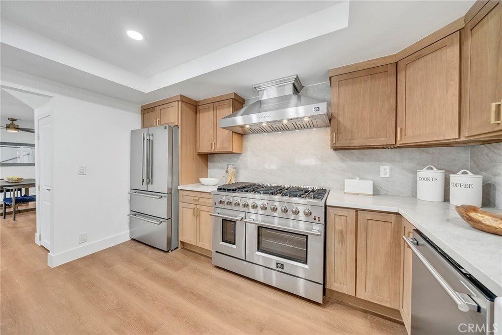 25031 Castlewood, Lake Forest CA 92630 - Photo 17
