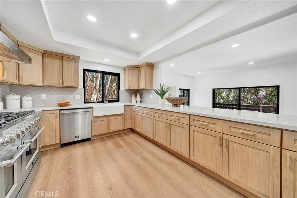 25031 Castlewood, Lake Forest CA 92630 - Photo 15