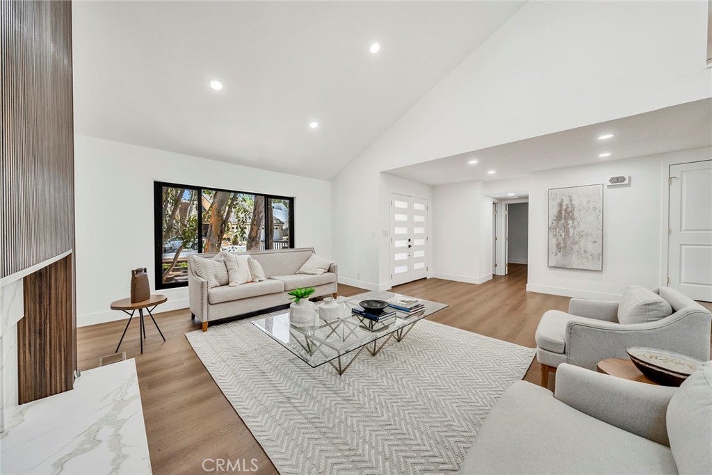 25031 Castlewood, Lake Forest CA 92630 - Photo 7
