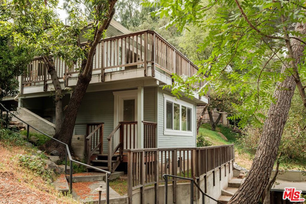 502 Fernwood Pacific Drive