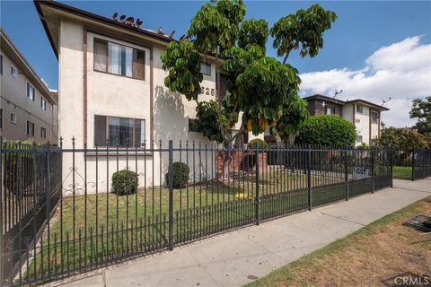Photo of 625 E 99th St, Inglewood, CA 90301 (MLS # SB26024850)
