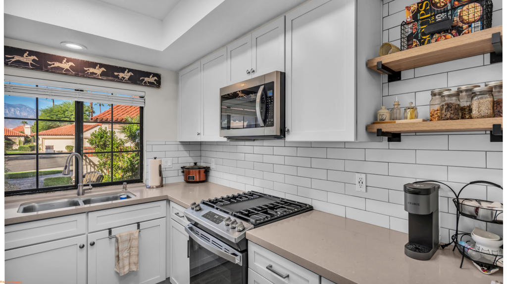 Desert Falls C.C. - Residential