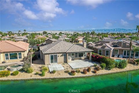 Photo of 7 Lake Como Ct, Rancho Mirage, CA 92270 (MLS # SR25231987)