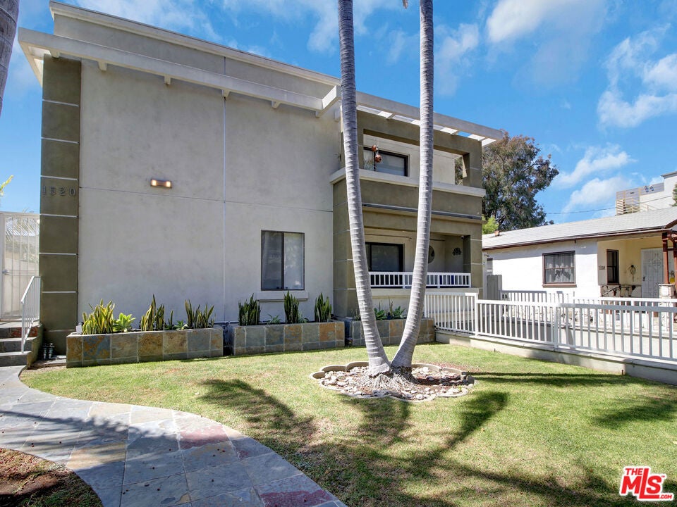 1520 Princeton Street