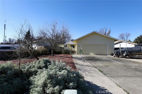 Photo of 15483 Highlands Harbor Rd, Clearlake, CA 95422 (MLS # LC26004370)