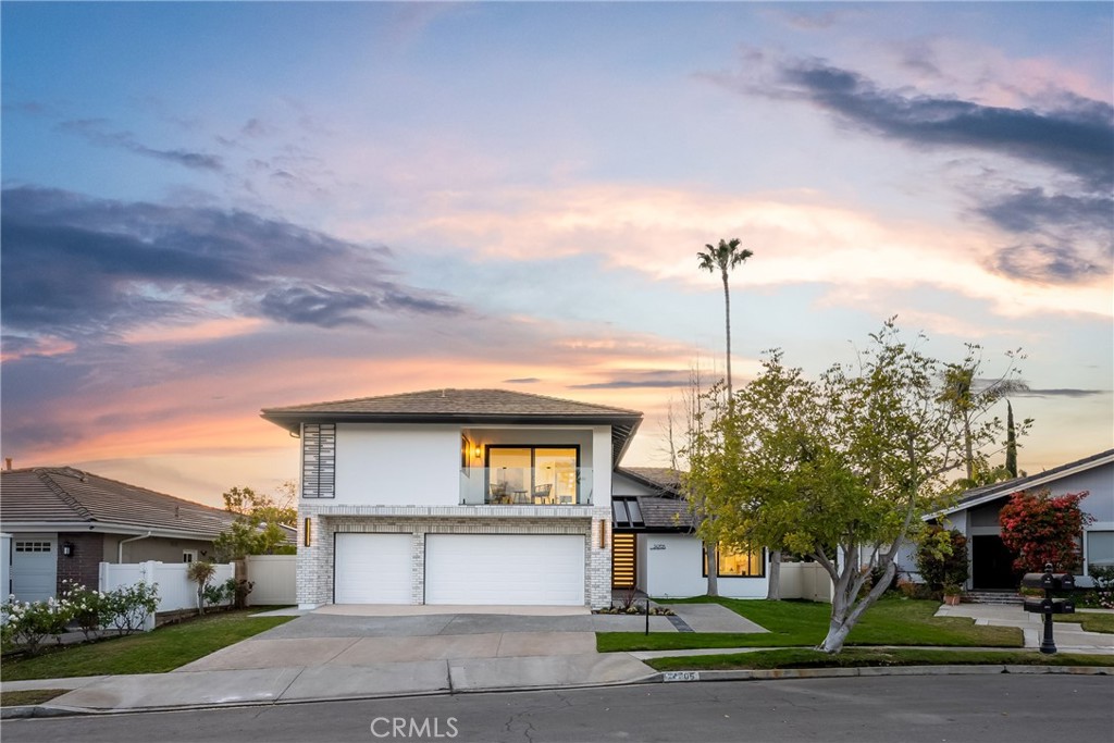 24705 Queens Court