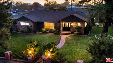 Photo of 4559 Morella Avenue, Studio City, CA 91607 (MLS # 26638689)