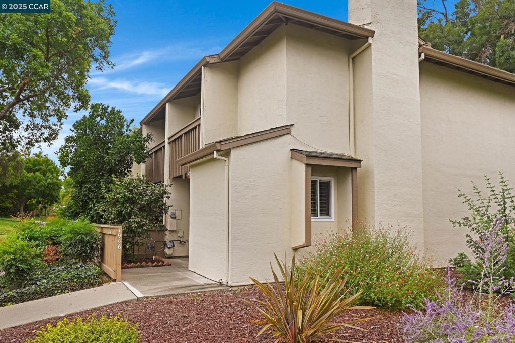 Beautifully updated end-unit townhome in highly sought-after Sunset Park. This home offers the ultimate blend of convenience and lifestyle and is perfectly situated near Pleasant Hill BART, scenic trails, John Muir Hospital, Countrywood Shopping Center, restaurants and golf. Inside, you'll find 2 spacious bedrooms, 2.5 baths, with an inviting layout that's both functional and stylish. Enjoy a refreshed kitchen that shines with new dishwasher, exhaust hood, ceiling fan and laminate flooring, while fresh paint, all-new dual pane windows and sliding doors throughout bring in natural light and enhance energy efficiency. Step outside to your backyard retreat with low-maintenace landscaping and a generous patio - ideal for relaxing and entertaining. Garage + assigned parking are only steps away. Community amenities feature sparkling pool, pickleball, tennis and basketball courts, plus a clubhouse. Move-in ready in a highly desirable community --- welcome home. OPEN HOUSE SAT/SUN 1-4.