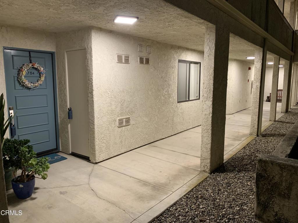 754 Island View Circle