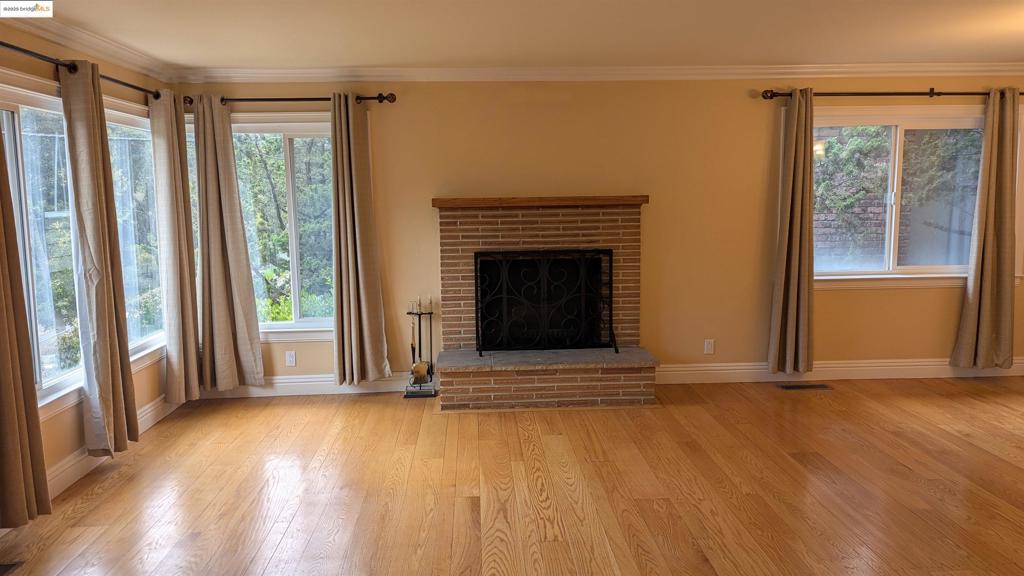 OAKLAND - Residential Lease