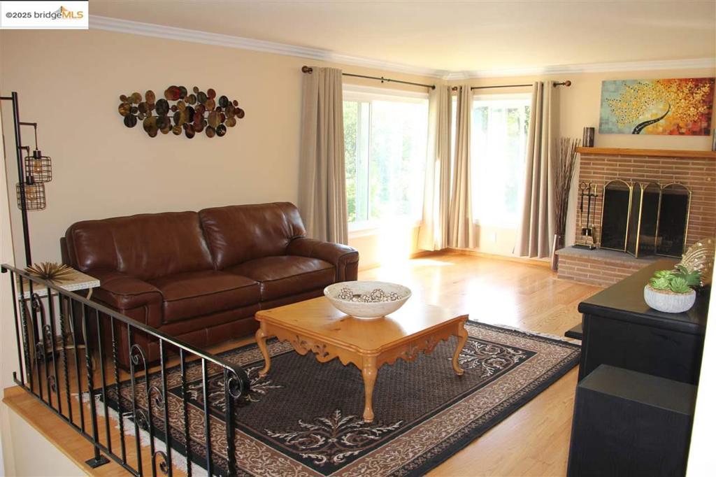 OAKLAND - Residential Lease