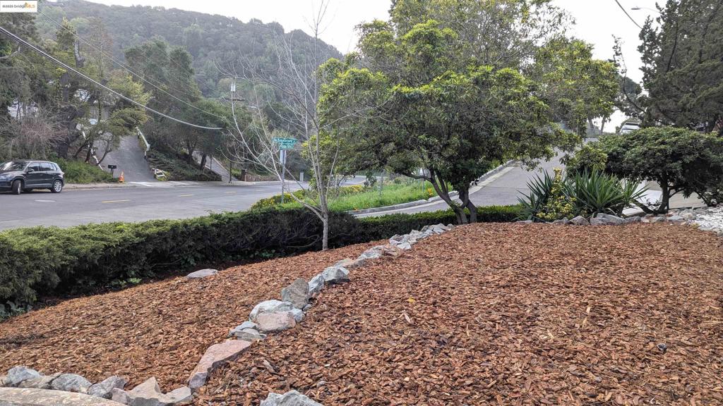 OAKLAND - Residential Lease