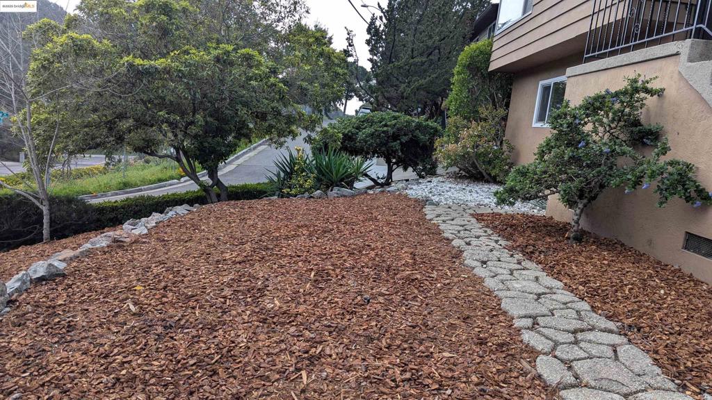 OAKLAND - Residential Lease