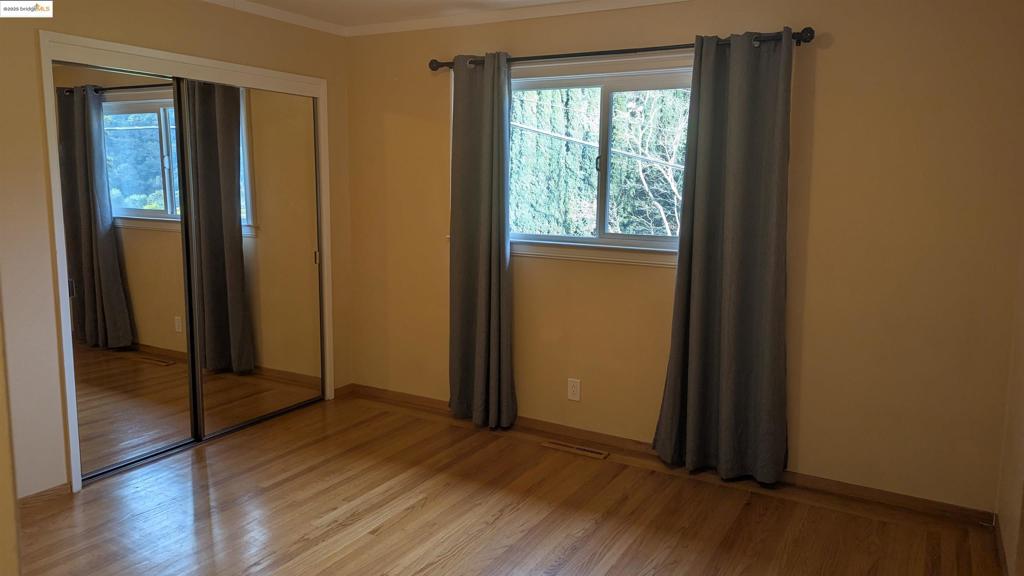 OAKLAND - Residential Lease