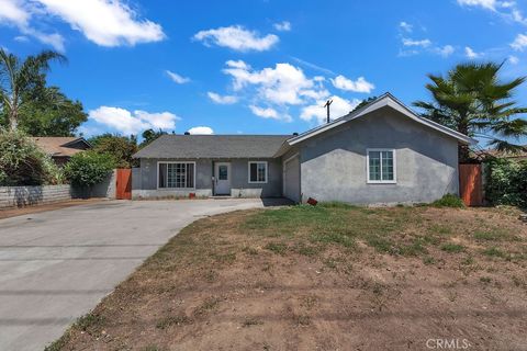 Photo of 1916 Mountain Avenue, Pomona, CA 91767 (MLS # FR25179418)