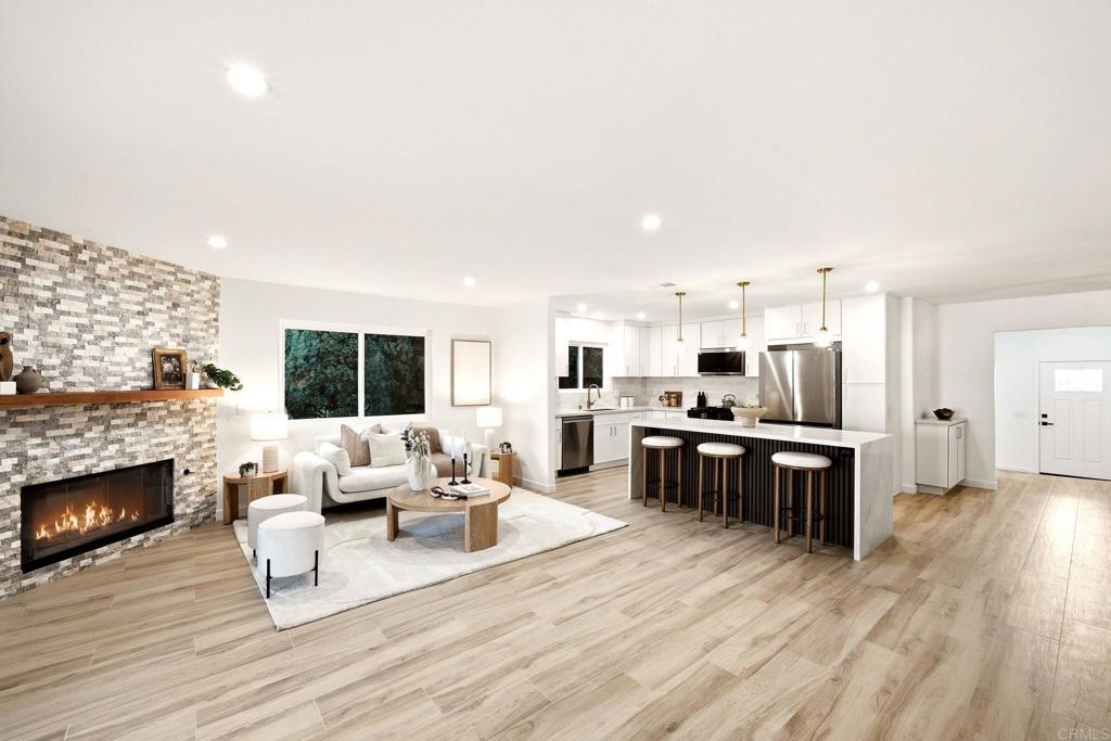 737 Alta Vista Drive