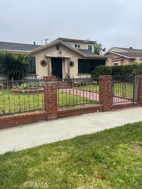 1326 W 98th