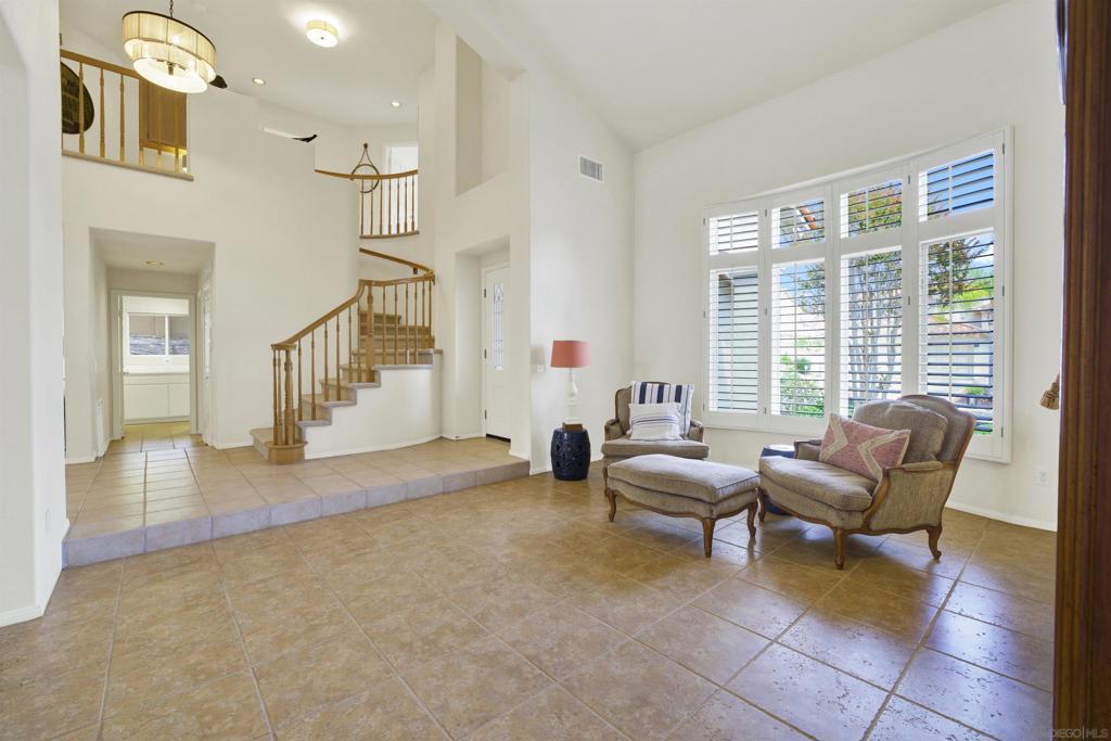 12462 Mona Lisa Street