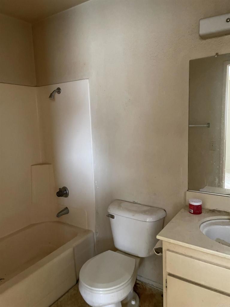 Bixby Knolls (BK) - Residential