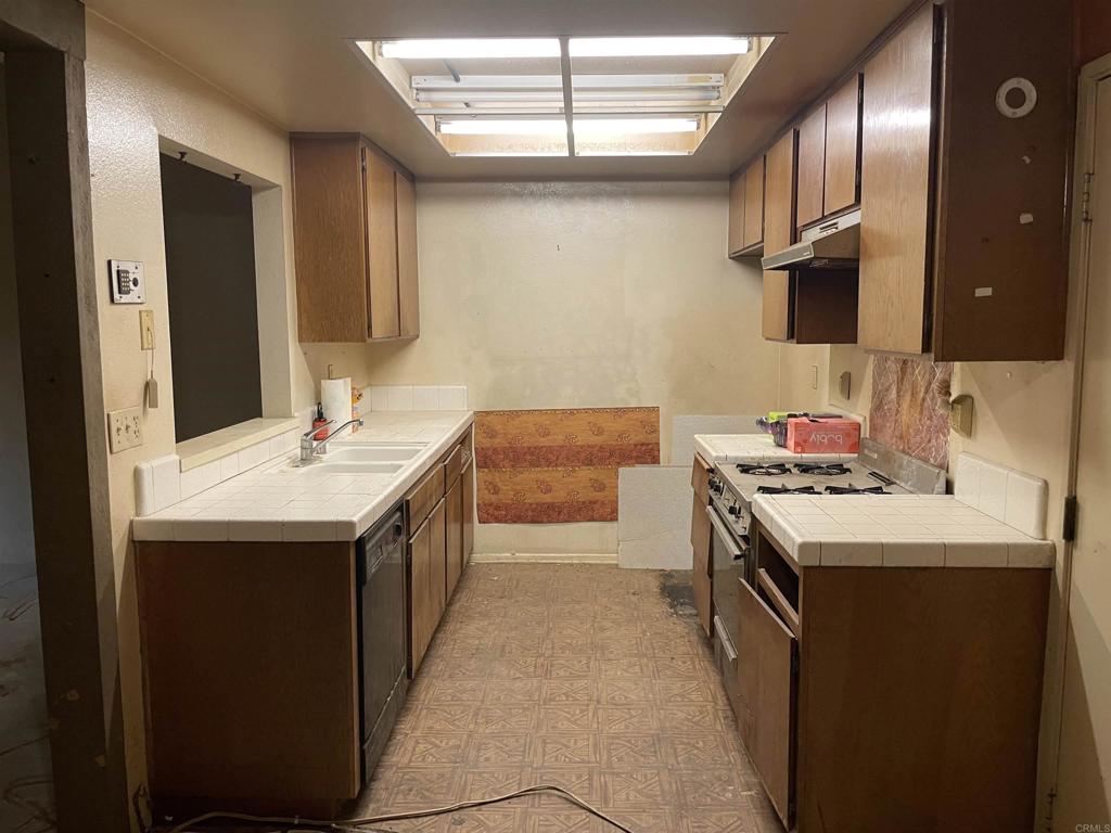 Bixby Knolls (BK) - Residential