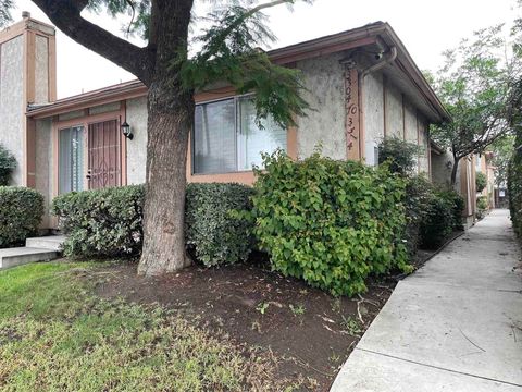 3306 Elm Avenue Long Beach CA 90807