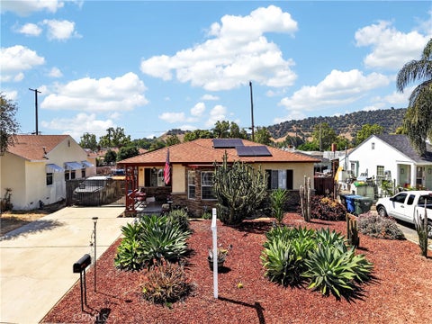 Photo of 1642 Vejar ST, Pomona, CA 91766 (MLS # CV26118753)