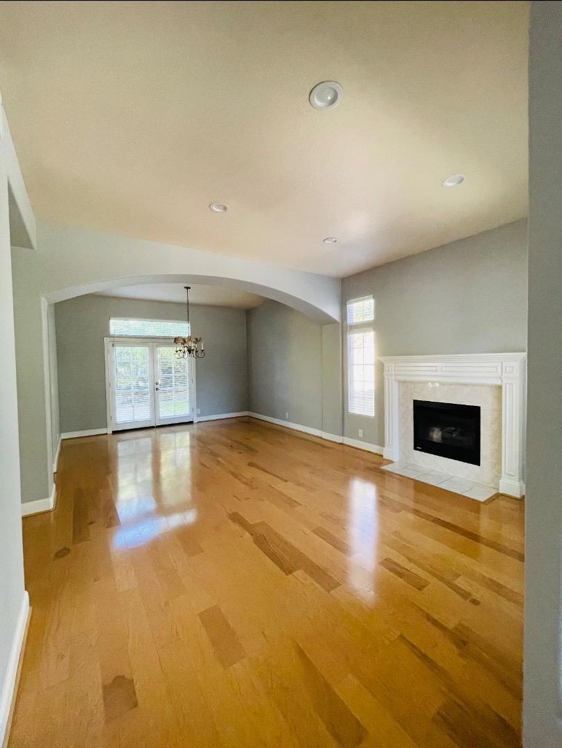 982 White Cloud Drive