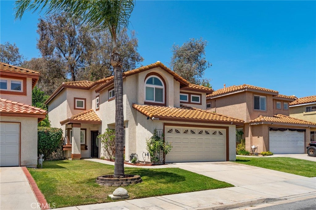 15692 Altamira DR