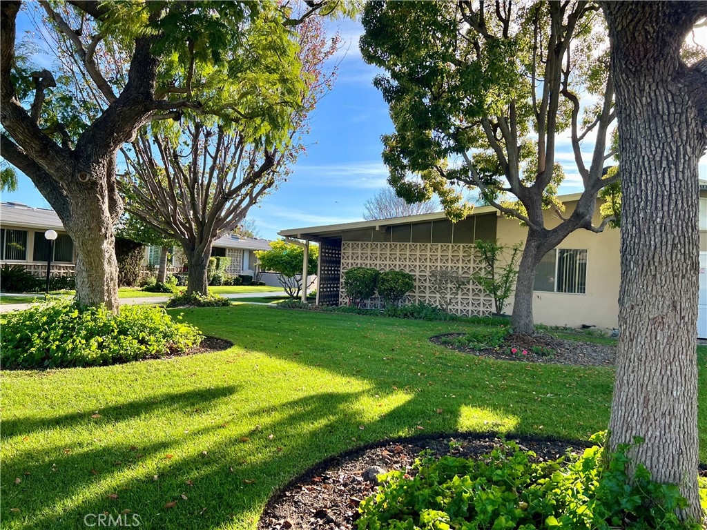 1730 Sunningdale Rd., M14-17A