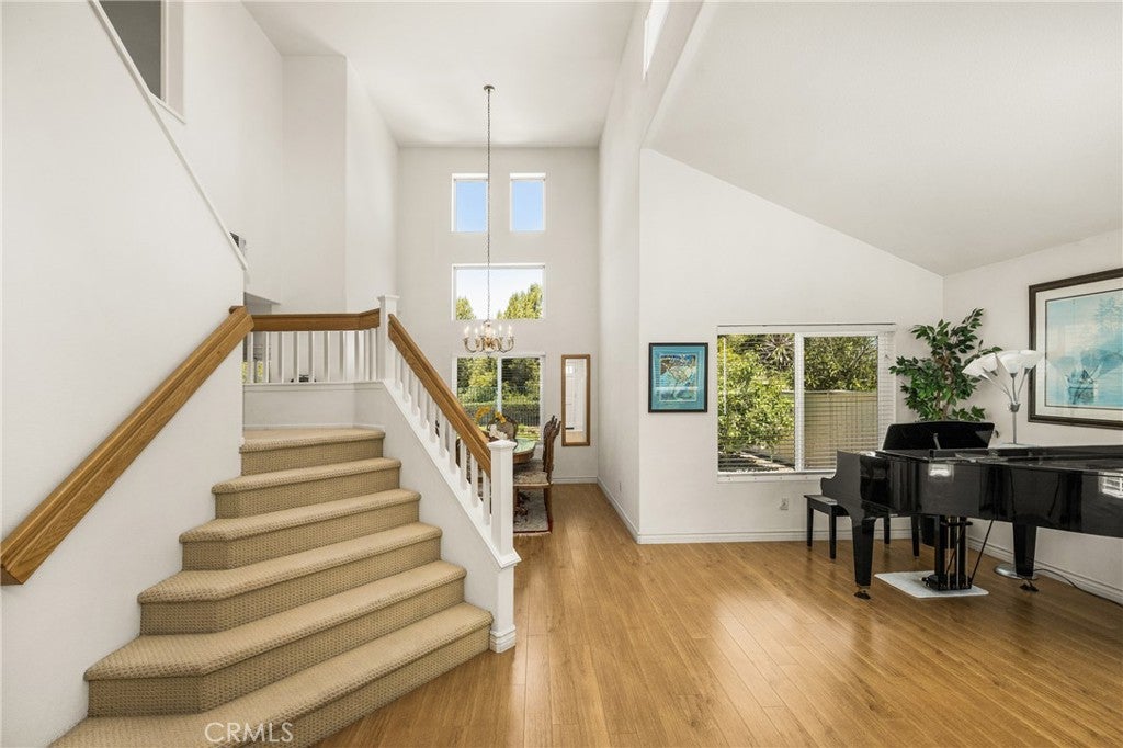 1038 S Cascade Lane