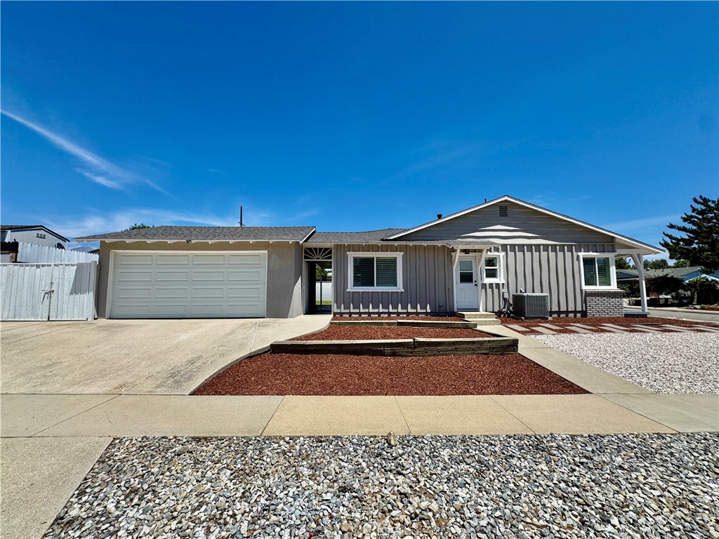 1127 Turning Bend