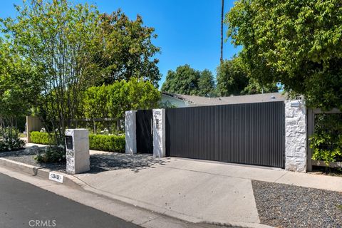 23451 Friar Street Woodland Hills CA 91367
