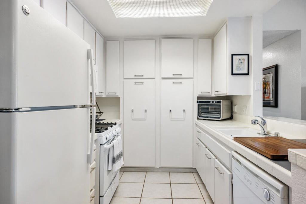 Cathedral Springs - Residential