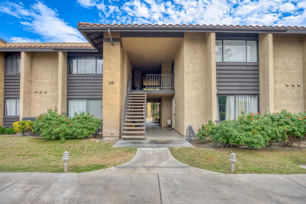 Cathedral Springs - Residential