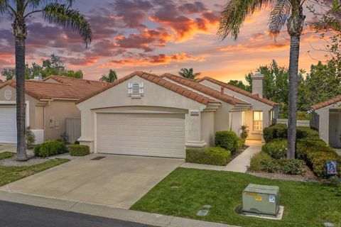 Photo of 40684 Corte Albara, Murrieta, CA 92562 (MLS # NDP2603695)