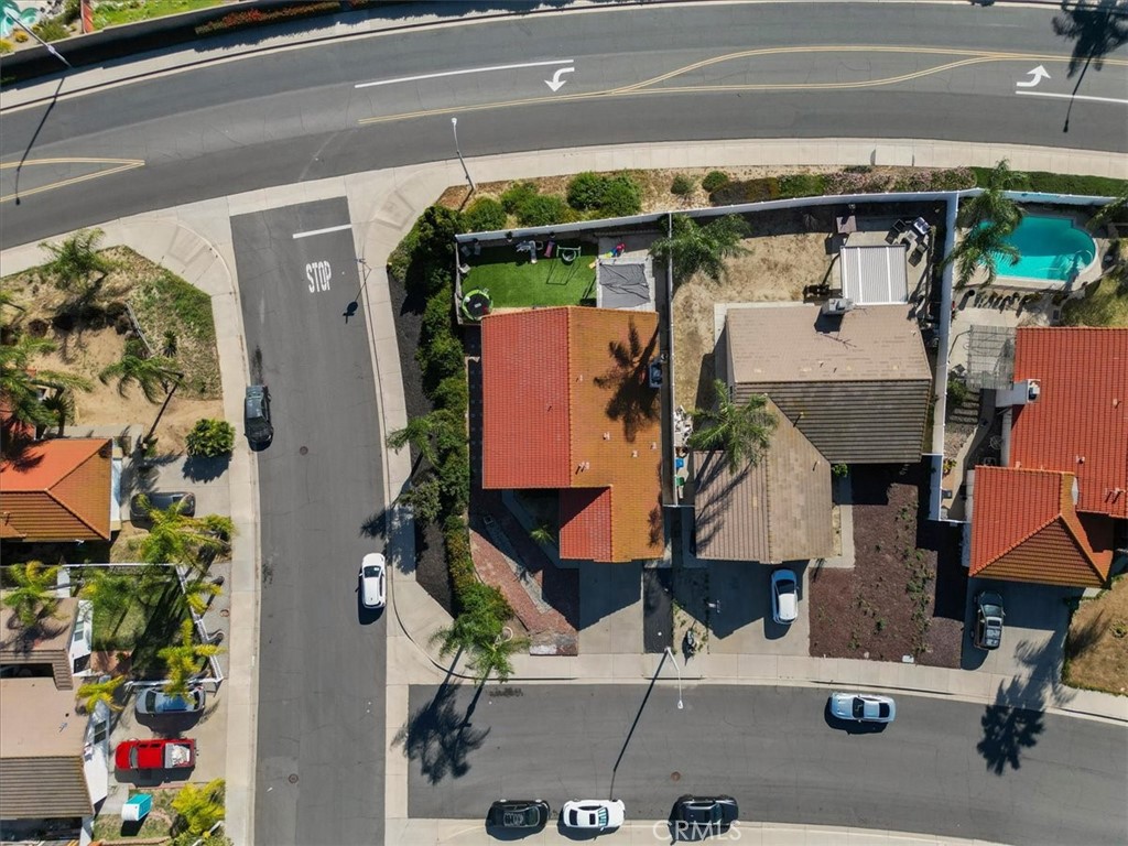 39769 Firethorn Court