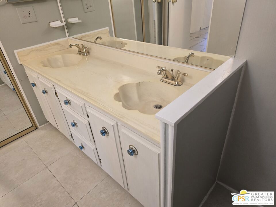 Date Palm Country Cl - Manufactured In Park