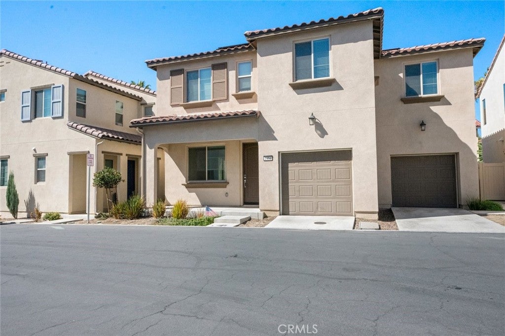 1454 E Laurelwood