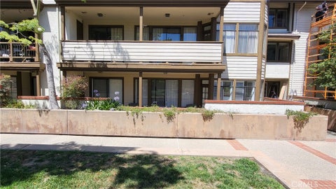 Photo of 2571 Plaza Del Amo #109, Torrance, CA 90503 (MLS # SB26127553)