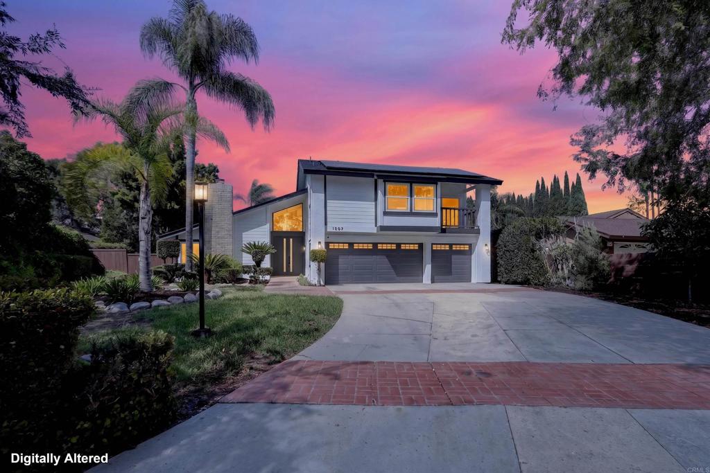 1207 Branding Iron Circle