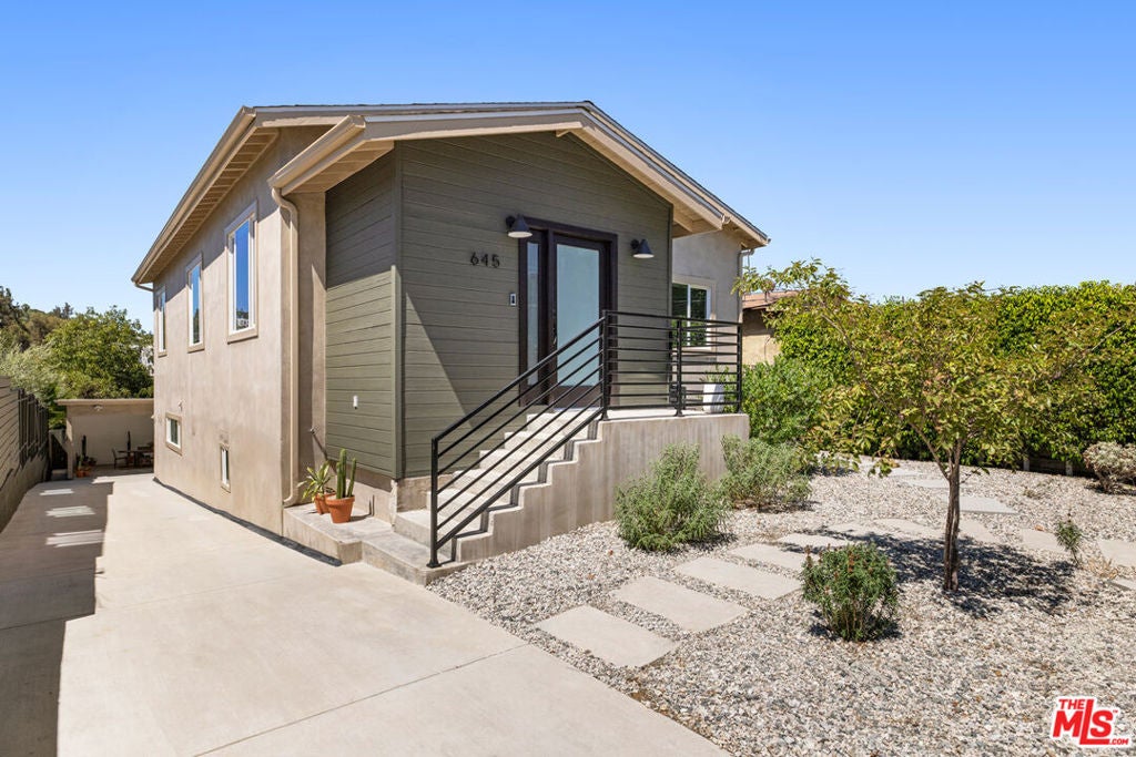 645 Milo Terrace, Los Angeles CA 90042