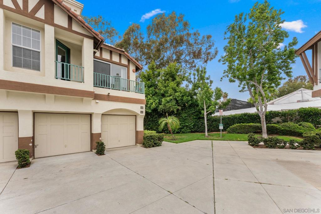 446 Carmel Creeper Pl.