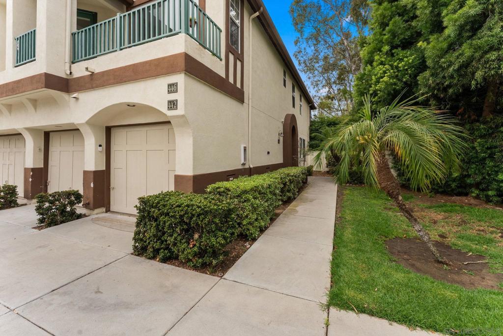 446 Carmel Creeper Pl.