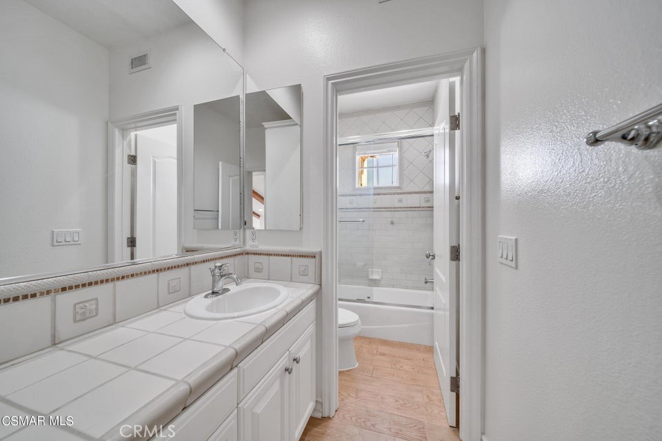 Majestic Oaks (799) - Residential Lease