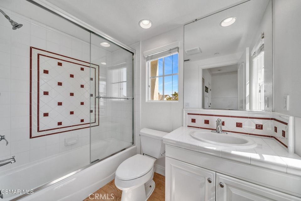 Majestic Oaks (799) - Residential Lease