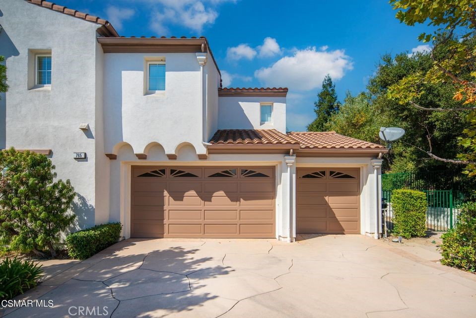 Majestic Oaks (799) - Residential Lease