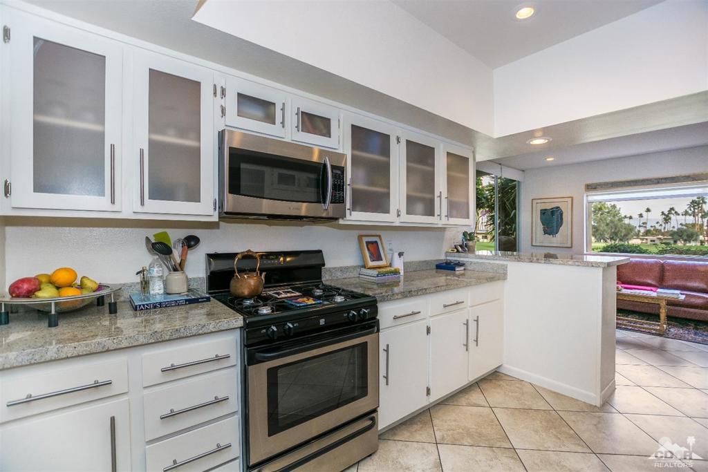 Seven Lakes C.C. - Residential Lease