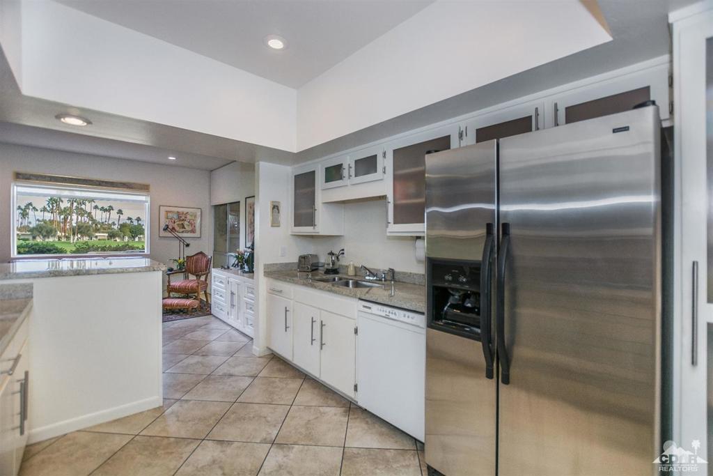 Seven Lakes C.C. - Residential Lease