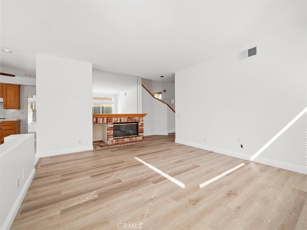 Barcelona (BARC) - Residential Lease