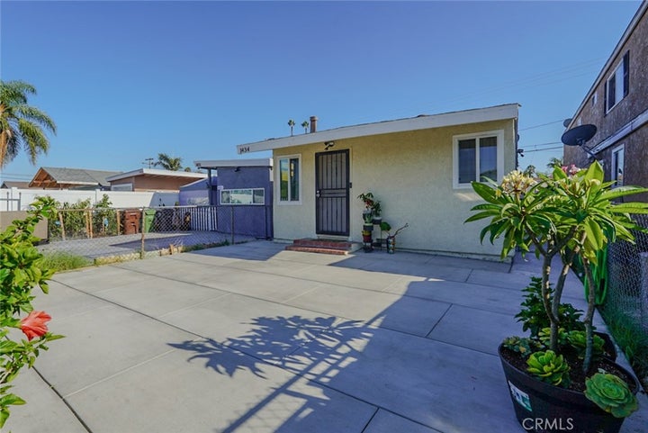 Photo 1 of 16 — 1434 W 153rd, Compton, CA 90220
